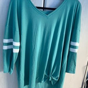 teal shirt